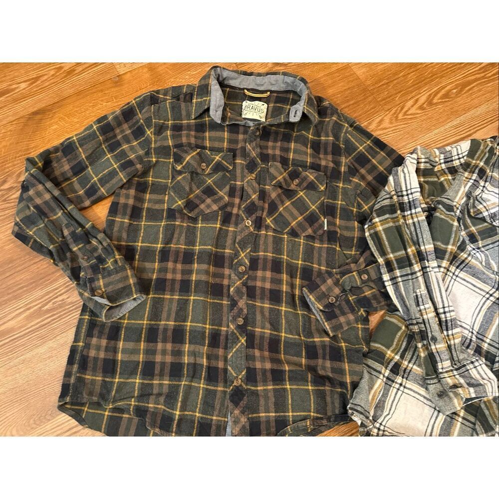 Lot of 2 Dravus Multicolor Plaid Flannel Long Sleeve Button Up Shirt Size Medium - Picture 3 of 6
